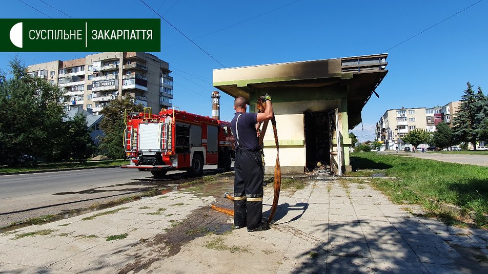 Горіло приміщення колишнього магазину Горіло приміщення колишнього магазину