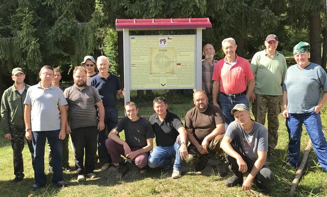 "Забутий" меморіал Першої світової війни на Торунському перевалі впорядкували громадські активісти "Забутий" меморіал Першої світової війни на Торунському перевалі впорядкували громадські активісти