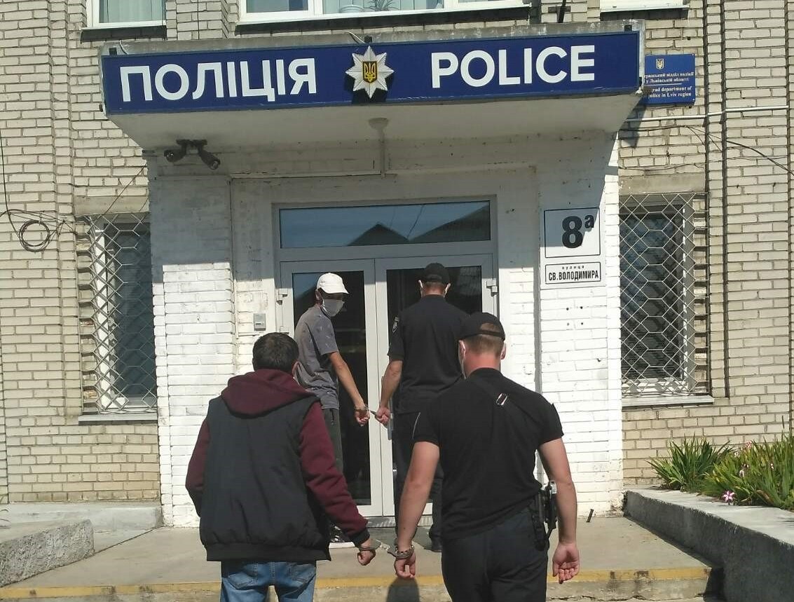 Закарпатець, якого розшукують за зґвалтування, скоїв ще один злочин Закарпатець, якого розшукують за зґвалтування, скоїв ще один злочин