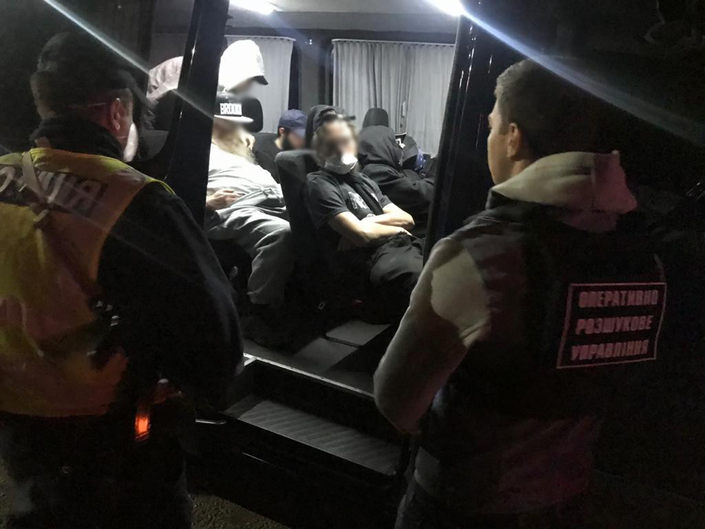 На Закарпатті затримано групу паломників На Закарпатті затримано групу паломників