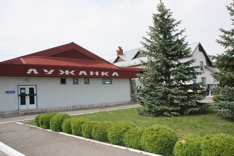 Прикордонники поінформували, скільки автомобілів зараз стоїть у пункті пропуску "Лужанка" Прикордонники поінформували, скільки автомобілів зараз стоїть у пункті пропуску "Лужанка"