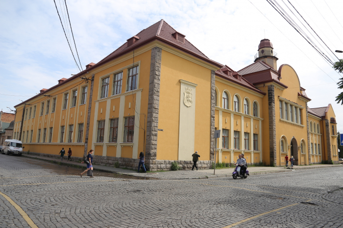 У Мукачеві представлять виставку картин "Dercen Art Gallery" У Мукачеві представлять виставку картин "Dercen Art Gallery"