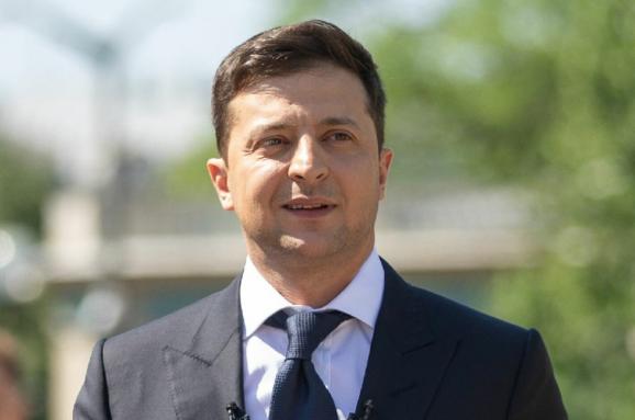 Володимир Зеленський на Закарпатті: про що говорив під час презентації стратегії розвитку області Володимир Зеленський на Закарпатті: про що говорив під час презентації стратегії розвитку області