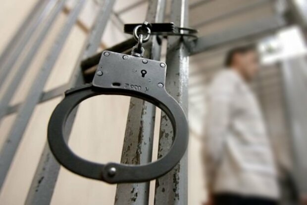 Чоловік відсидить понад 4 роки за крадіжку Чоловік відсидить понад 4 роки за крадіжку