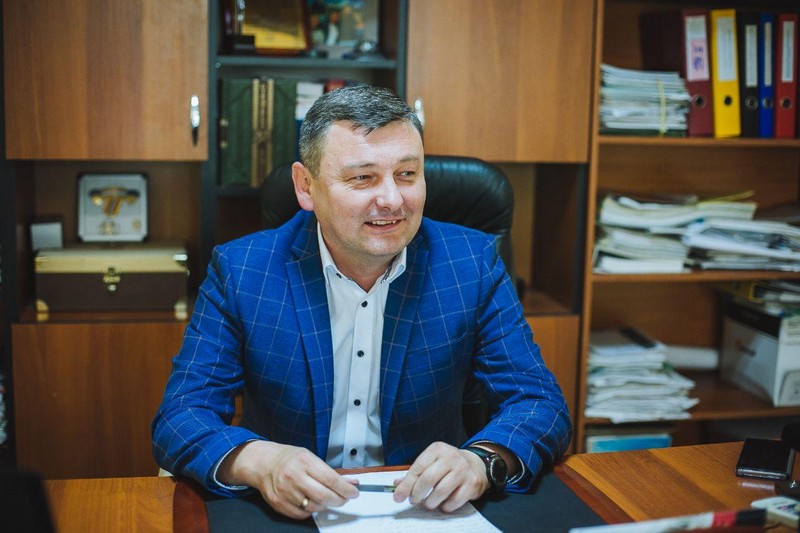 «Родини не мають розпадатися, бо чоловіки змушені їхати світ за очі, щоб прогодувати дітей, – і ми це змінимо!», – Іван Синетар «Родини не мають розпадатися, бо чоловіки змушені їхати світ за очі, щоб прогодувати дітей, – і ми це змінимо!», – Іван Синетар
