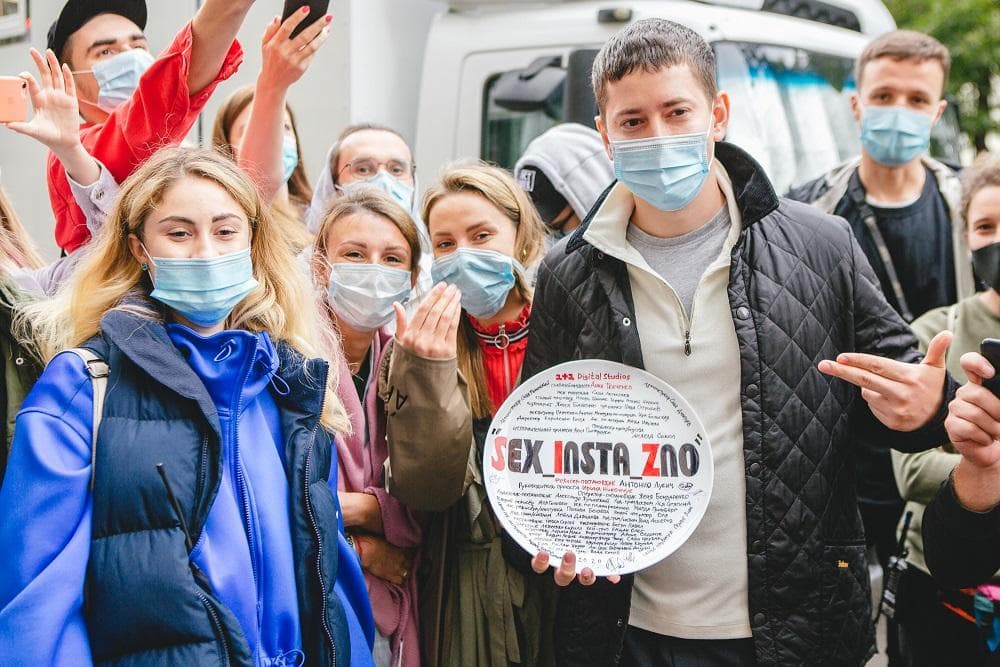 "Секс, Інста і ЗНО": закарпатець зняв перший в Україні серіал, створений ексклюзивно для онлайн-платформи "Секс, Інста і ЗНО": закарпатець зняв перший в Україні серіал, створений ексклюзивно для онлайн-платформи