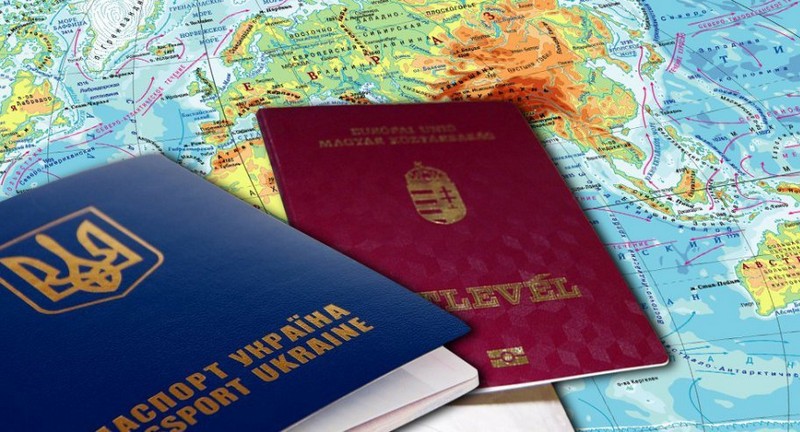 Значна частина закарпатців схвалює ідею подвійного громадянства Значна частина закарпатців схвалює ідею подвійного громадянства