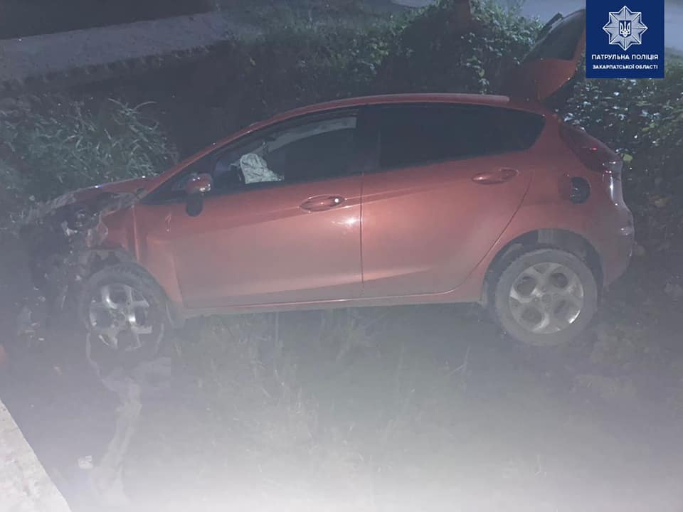 П’яна водійка влаштувала у Мукачеві карколомну ДТП П’яна водійка влаштувала у Мукачеві карколомну ДТП