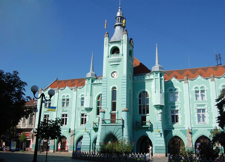 До Мукачівської міської ОТГ увійшло ще кілька навколишніх сіл: повний список До Мукачівської міської ОТГ увійшло ще кілька навколишніх сіл: повний список