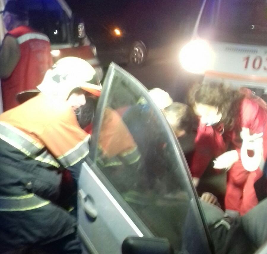 Рятувальники оприлюднили фото з аварії на Хустщині Рятувальники оприлюднили фото з аварії на Хустщині