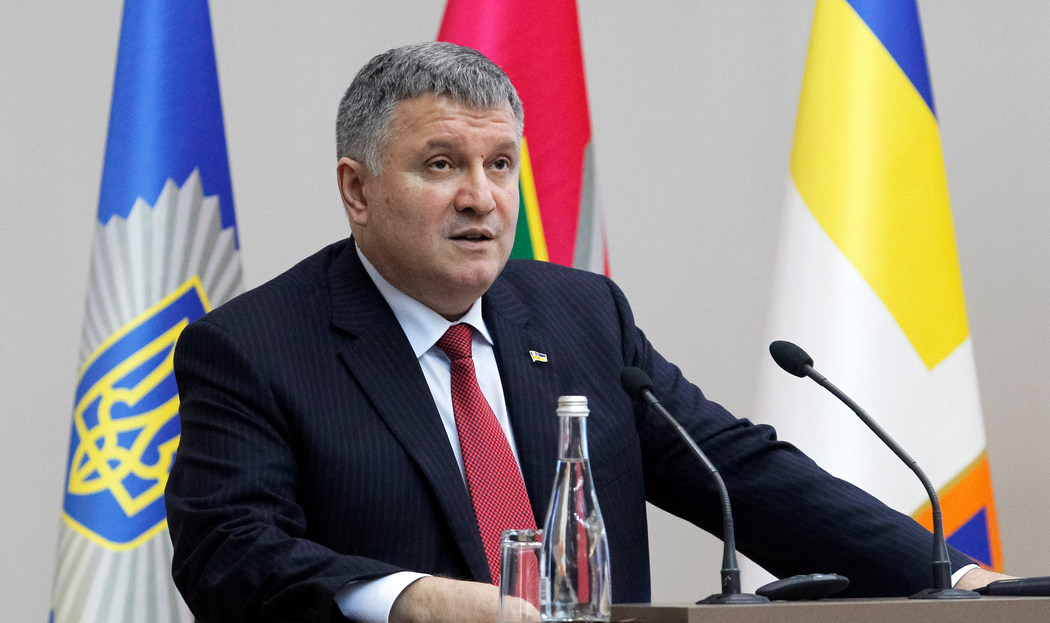 Міністр МВС виступив за "негайний" і "радикальний" локдаун в Україні на 3-4 тижні Міністр МВС виступив за "негайний" і "радикальний" локдаун в Україні на 3-4 тижні