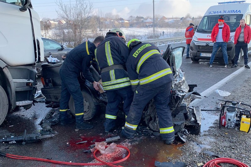 Фатальна аварія у Лалові: відомо, звідки були всі загиблі Фатальна аварія у Лалові: в ДТП загинуло 4 мукачівців і один чоловік із Королева