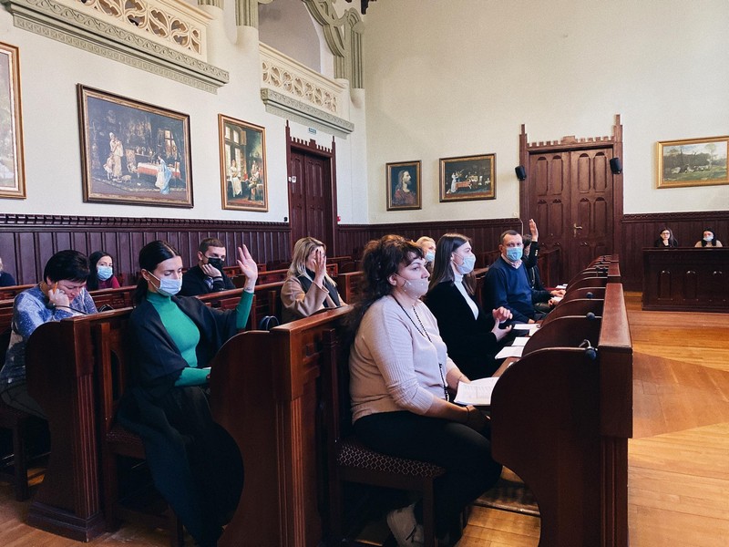 Понад 2 мільйони спрямують на забезпечення медзакладів Мукачівської ОТГ киснем для лікування ковідних пацієнтів Понад 2 мільйони спрямують на забезпечення медзакладів Мукачівської ОТГ киснем для лікування ковідних пацієнтів