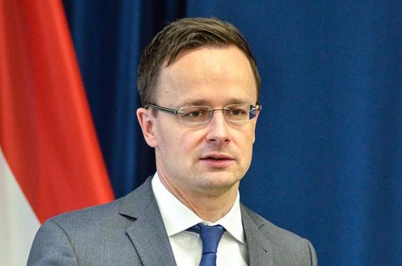 Міністр закордонних справ Угорщини в Раді ЄС намагався поскаржитись на Україну Міністр закордонних справ Угорщини в Раді ЄС намагався поскаржитись на Україну