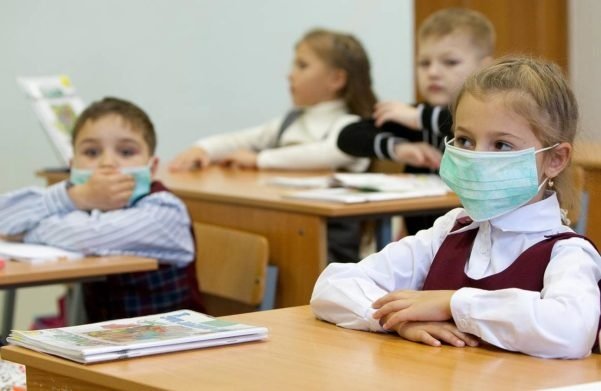 Коли школярі Закарпаття підуть на зимові канікули і чи вплине локдаун на їх тривалість Зимові канікули 2021: коли школярі України підуть на канікули і чи вплине локдаун на їх тривалість