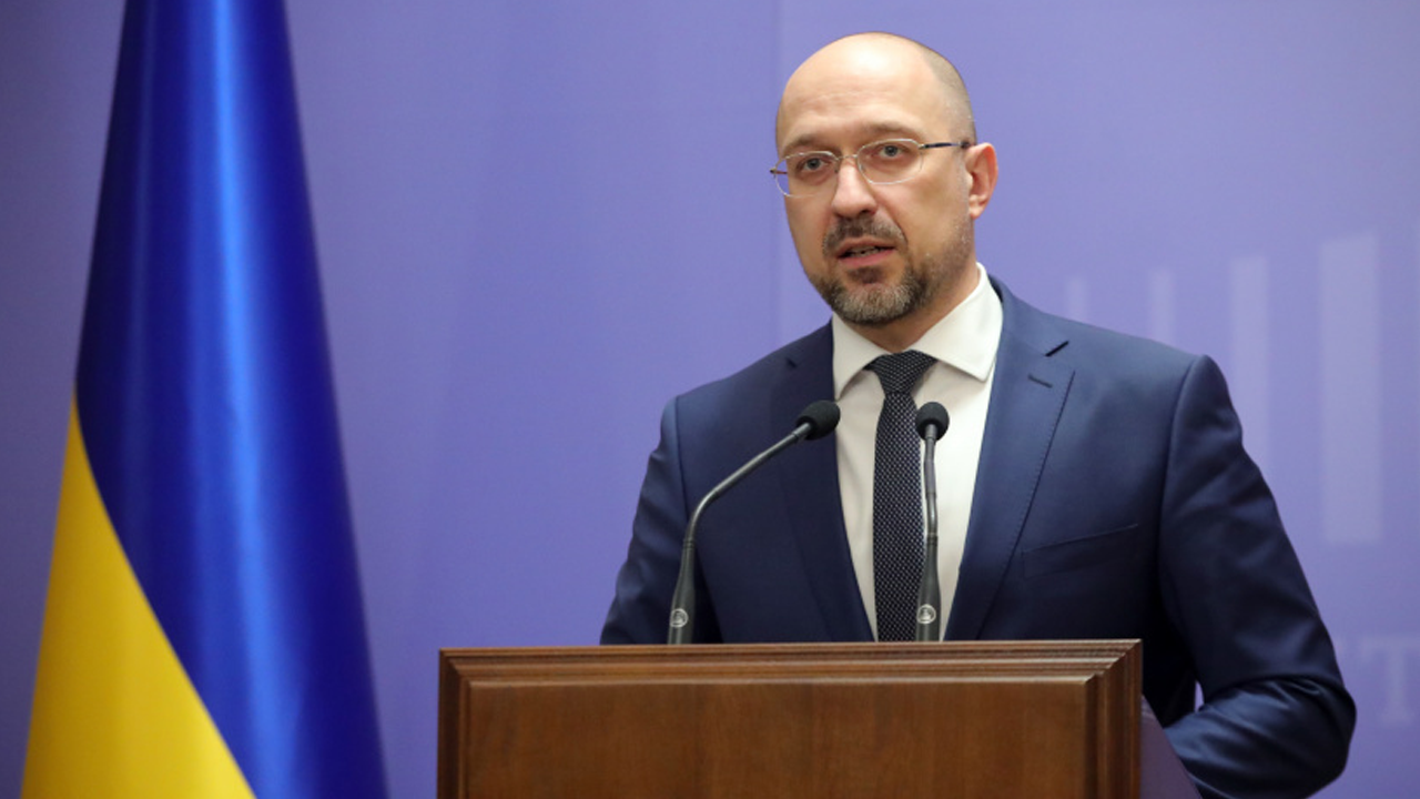 Шмигаль про локдаун: "Обмеження будуть схожими на карантин вихідного дня" Шмигаль про локдаун: "Обмеження будуть схожими на карантин вихідного дня"