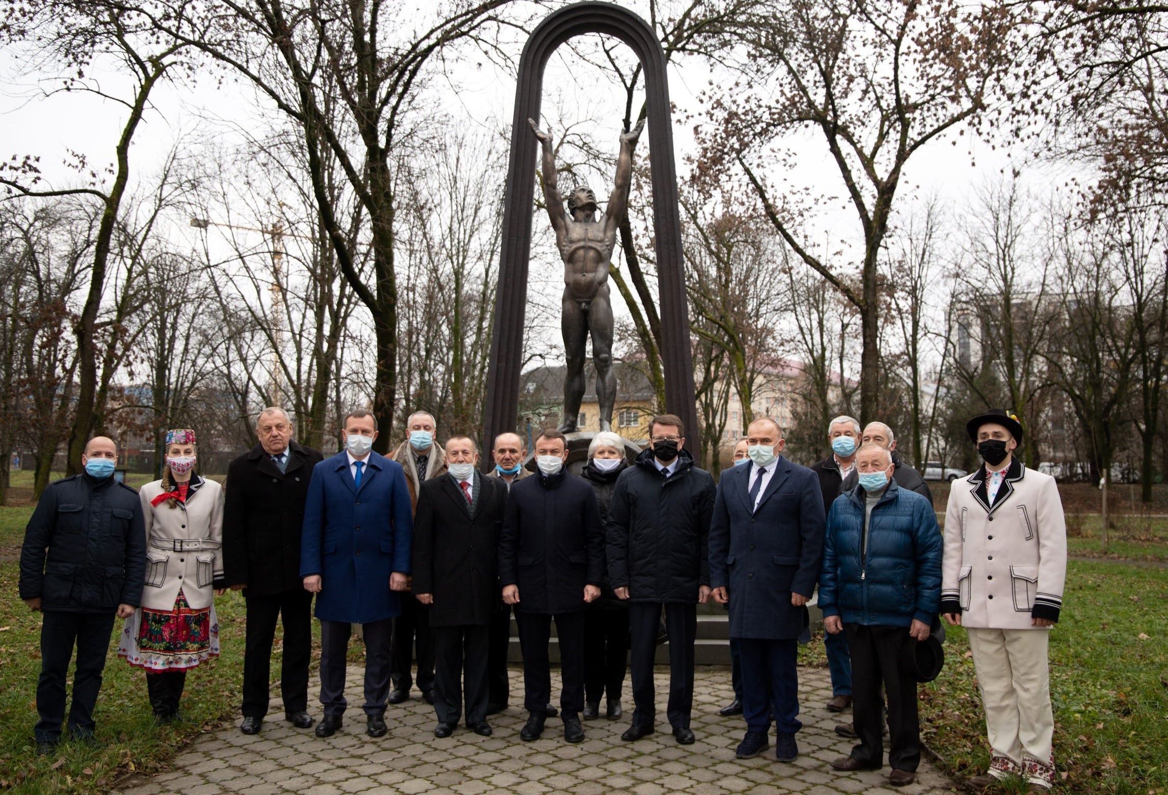 На Закарпатті вшанували учасників ліквідації наслідків аварії на Чорнобильській АЕС На Закарпатті вшанували учасників ліквідації наслідків аварії на Чорнобильській АЕС