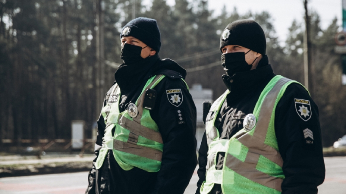 Підприємців будуть штрафувати за відсутність маски у відвідувачів Підприємців будуть штрафувати за відсутність маски у відвідувачів