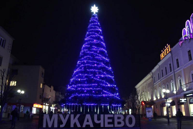 Сьогодні у центрі Мукачева відбудеться концерт Сьогодні, 25 грудня, у центрі Мукачева відбудеться концерт
