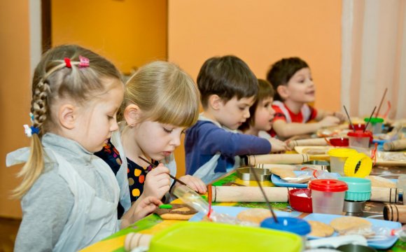 У Мукачеві тиждень не працюватимуть дитячі садки У Мукачеві в січні тиждень не працюватимуть дитячі садки