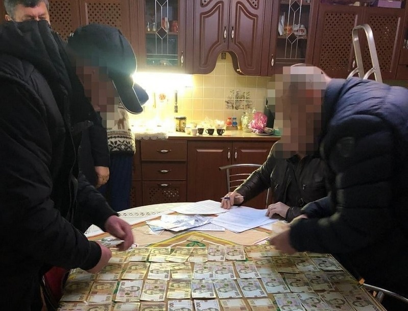 Гучне викриття на Мукачівщині: голова однієї з ОТГ скоїв злочин Гучне викриття на Мукачівщині: голова однієї з ОТГ скоїв злочин
