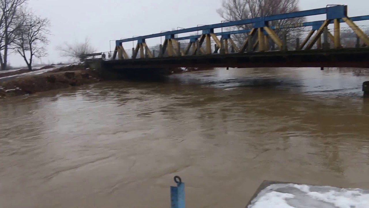 По опівночі на річці Боржава очікують другу хвилю паводку По опівночі на річці Боржава очікують другу хвилю паводку