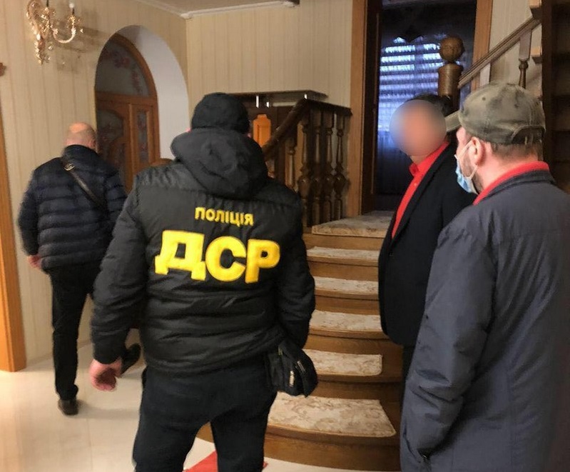 Голові однієї із ОТГ Мукачівщини та двом його спільникам обрано запобіжні заходи Голові Івановецької ОТГ Михайлу Мишкулинцю та двом його спільникам обрано запобіжні заходи