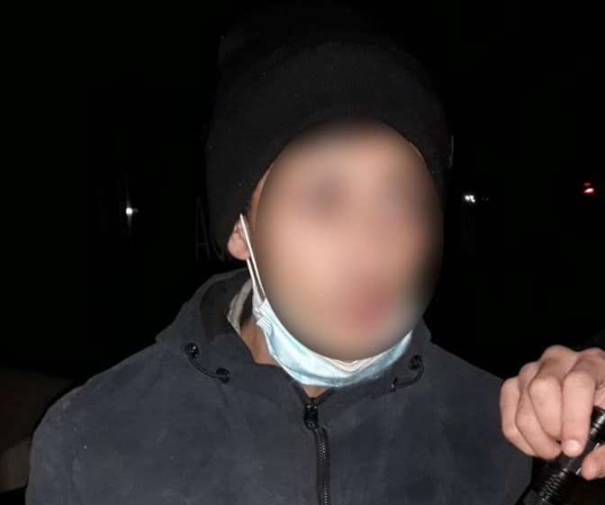 Поліція затримала чоловіка, який, ймовірно, причетний до крадіжки Поліція затримала чоловіка, який, ймовірно, причетний до крадіжки