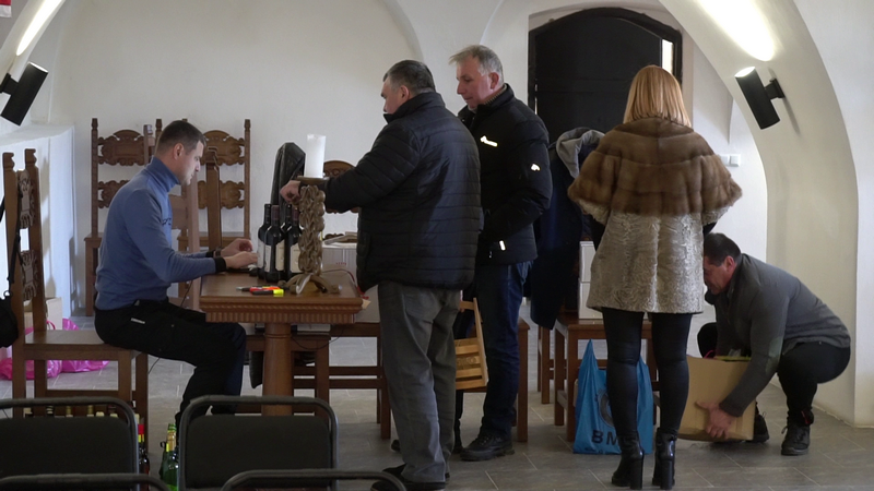 У Мукачеві пройшла реєстрація взірців вин на конкурс "Червене вино" У Мукачеві пройшла реєстрація взірців вин на конкурс "Червене вино"