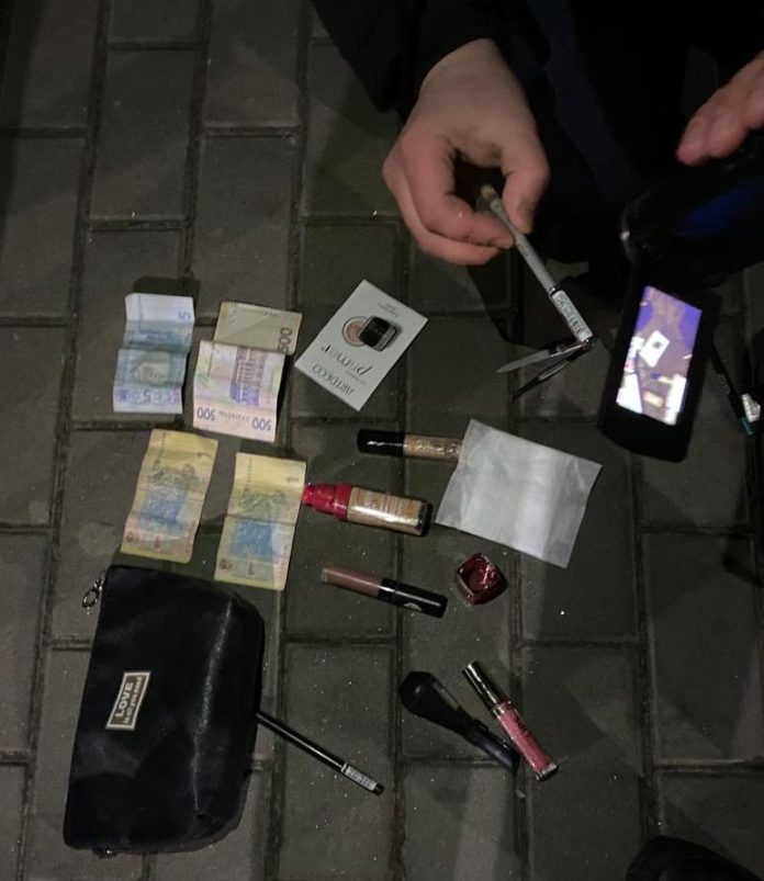 Дві дівчини із Закарпаття скоїли злочини у Львові Дві дівчини із Закарпаття скоїли злочини у Львові