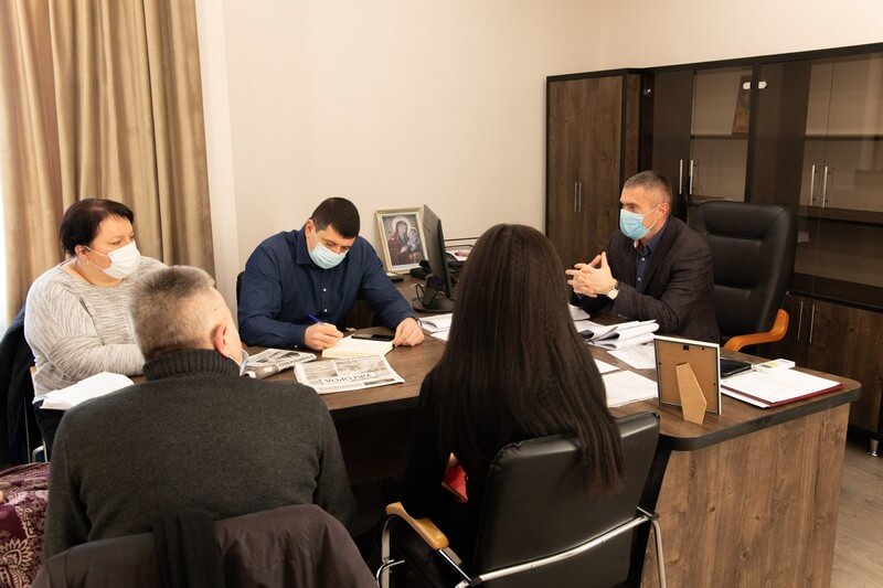 В Ужгороді з’ясовують причини підтоплення однієї з вулиць В Ужгороді з’ясовують причини підтоплення однієї з вулиць