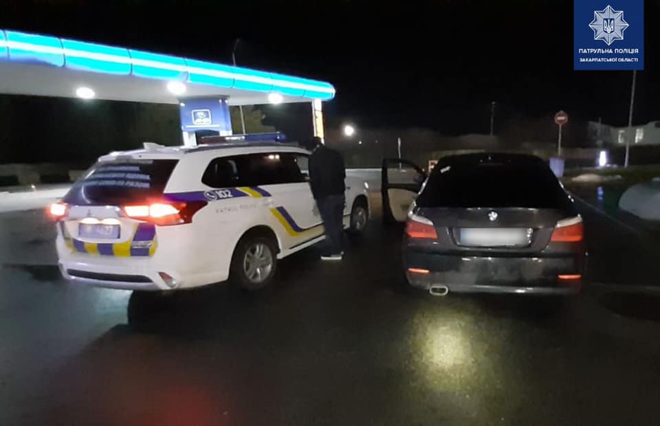Поліція влаштувала погоню за водієм: оприлюднено фото Поліція влаштувала погоню за водієм: оприлюднено фото