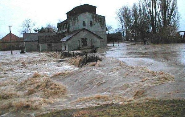 Річки Закарпаття можуть вийти з берегів Річки Закарпаття можуть вийти з берегів