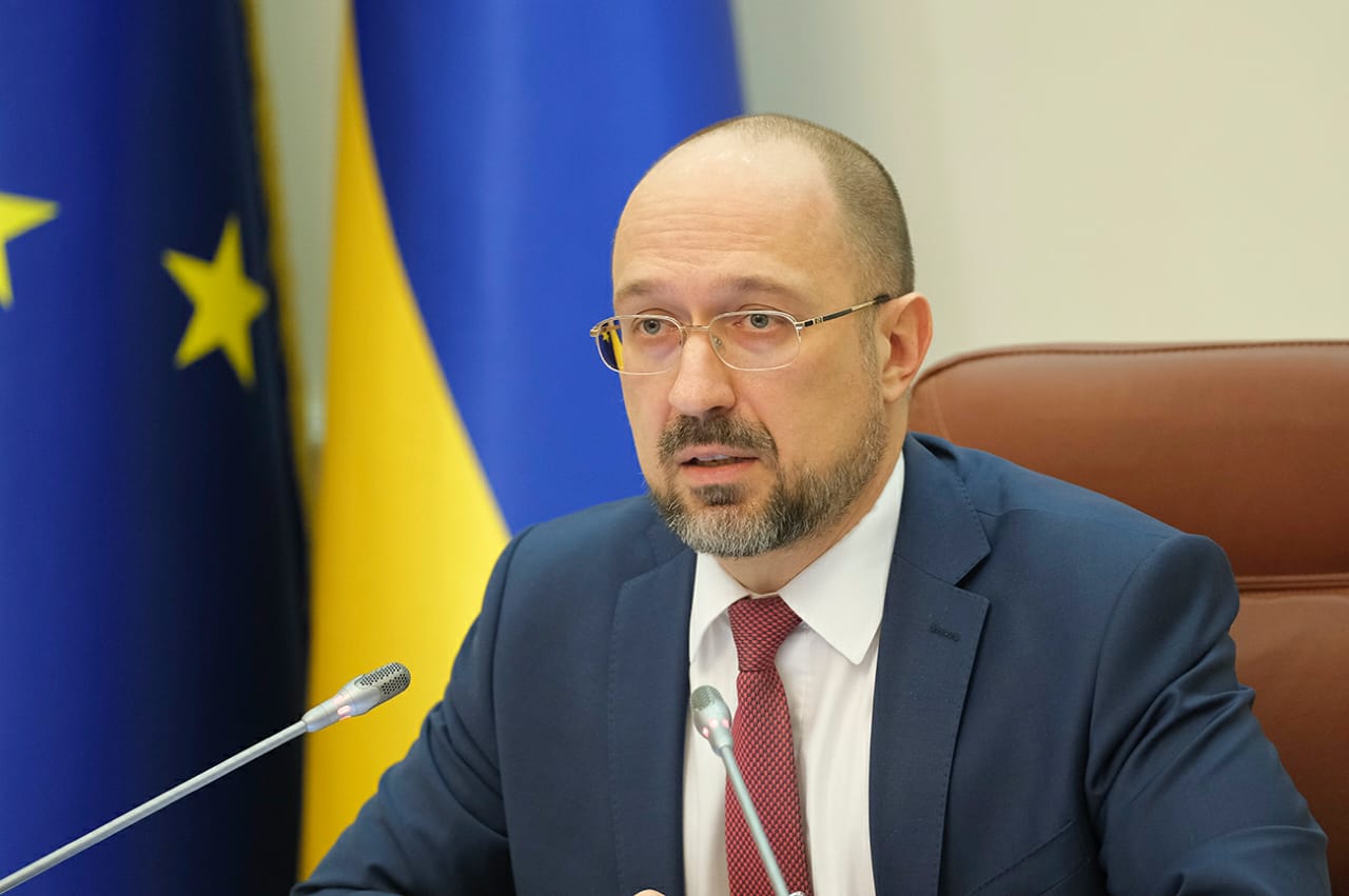 Карантин в Україні продовжать на два місяці: відома дата Карантин в Україні продовжили до 30 квітня