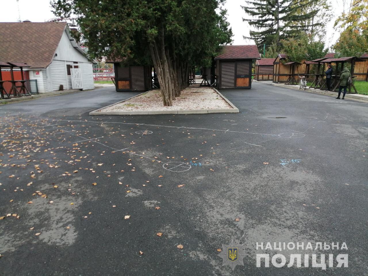 Мукачівець травмував жінку-велосипедиста. Потерпілу доставили до лікарні Мукачівець травмував жінку-велосипедиста. Потерпілу доставили до лікарні