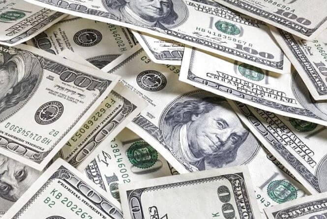 Курс долара проб’є важливу позначку: НБУ показав нову вартість Курс долара в Україні проб’є важливу позначку: НБУ показав нову вартість