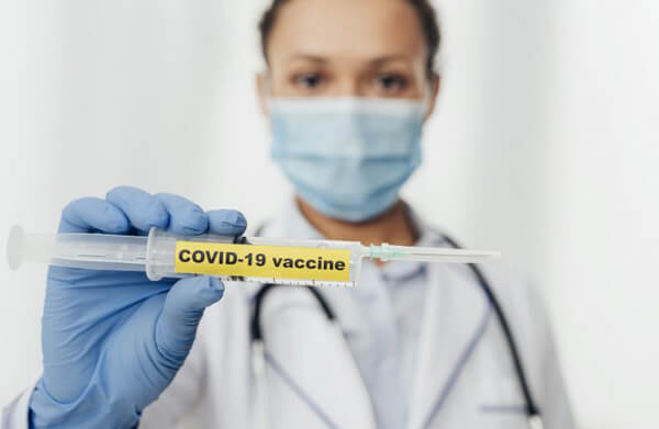 У МОЗ розповіли, коли вакцина проти COVID-19 буде у відкритому доступі У МОЗ розповіли, коли вакцина проти COVID-19 буде у відкритому доступі