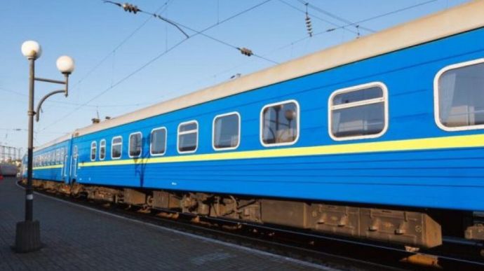 В "Укрзалізниці" розповіли, коли відновлять залізничне сполучення із Закарпаттям В "Укрзалізниці" розповіли, коли відновлять залізничне сполучення із Закарпаттям
