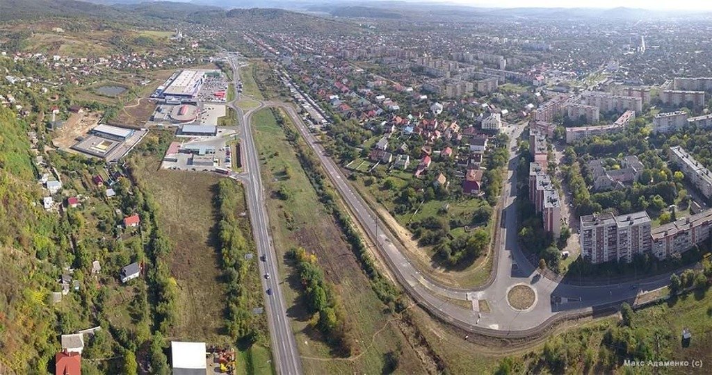 У Мукачеві пропонують облаштувати дві нові кругові розв’язки У Мукачеві пропонують облаштувати дві нові кругові розв’язки