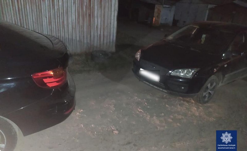 В Ужгороді зіткнулись Ford і BMW В Ужгороді зіткнулись Ford і BMW