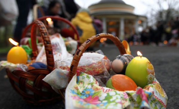 У МОЗ очікують новий спалах COVID після Пасхи У МОЗ очікують новий спалах COVID після Пасхи