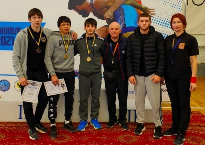 Закарпатці перемогли на чемпіонаті України з греко-римської боротьби серед юніорів Закарпатці перемогли на чемпіонаті України з греко-римської боротьби серед юніорів