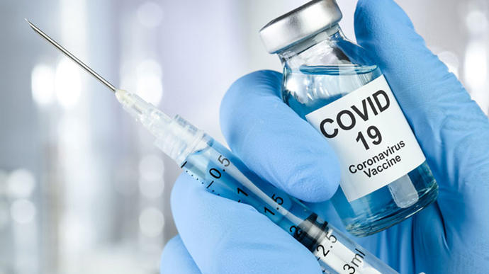 Ляшко розповів, як і коли освітяни можуть вакцинуватися від COVID-19 Ляшко розповів, як і коли освітяни можуть вакцинуватися від COVID-19
