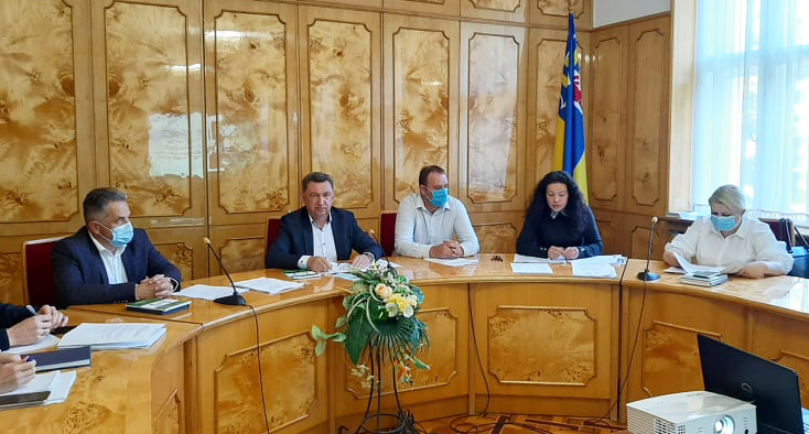 В Ужгороді радилися, як забезпечити ефективну реалізацію програми відновного правосуддя на Закарпатті В Ужгороді радилися, як забезпечити ефективну реалізацію програми відновного правосуддя на Закарпатті