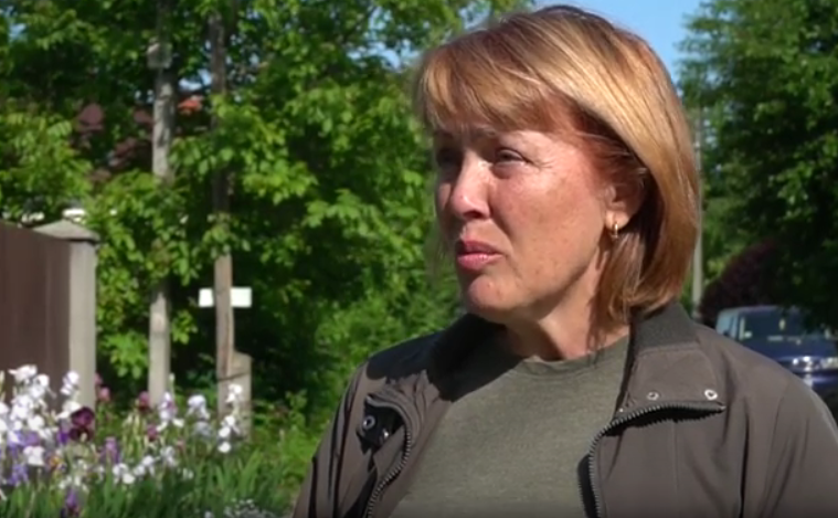 Нам треба вміти залишатися людьми: іцініатива мукачівки вразила містян Добрий вчинок жінки із Мукачева вразив всю Україну