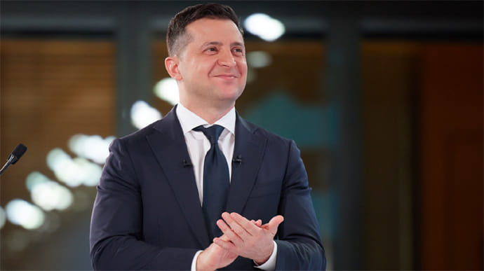 Кожна дитина в країні буде отримувати відсоток від видобутку надр, – президент Зеленський Кожна дитина в країні буде отримувати відсоток від видобутку надр, – президент Зеленський