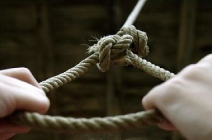 У селі знайшли повішеним чоловіка, – ЗМІ У селі знайшли повішеним чоловіка, – ЗМІ