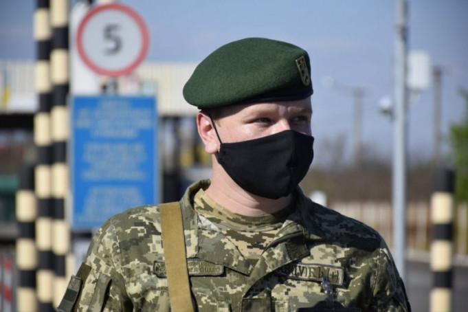 Уряд розширив перелік документів для перетину кордону Уряд розширив перелік документів для перетину кордону