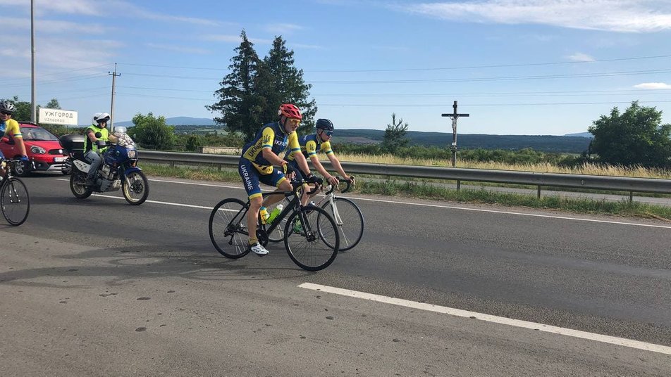 З Ужгорода стартував Всеукраїнський велопробіг ветеранів війни З Ужгорода стартував Всеукраїнський велопробіг ветеранів війни