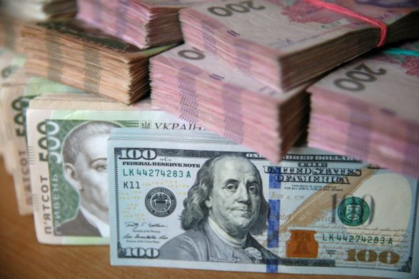 В Україні до кінця року зміниться курс долара: що кажуть аналітики В Україні до кінця року зміниться курс долара: що кажуть аналітики